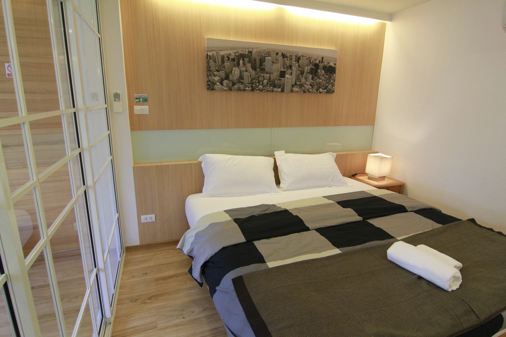 S Bloc Saladaeng Bed & Breakfast Bangkok Exterior foto