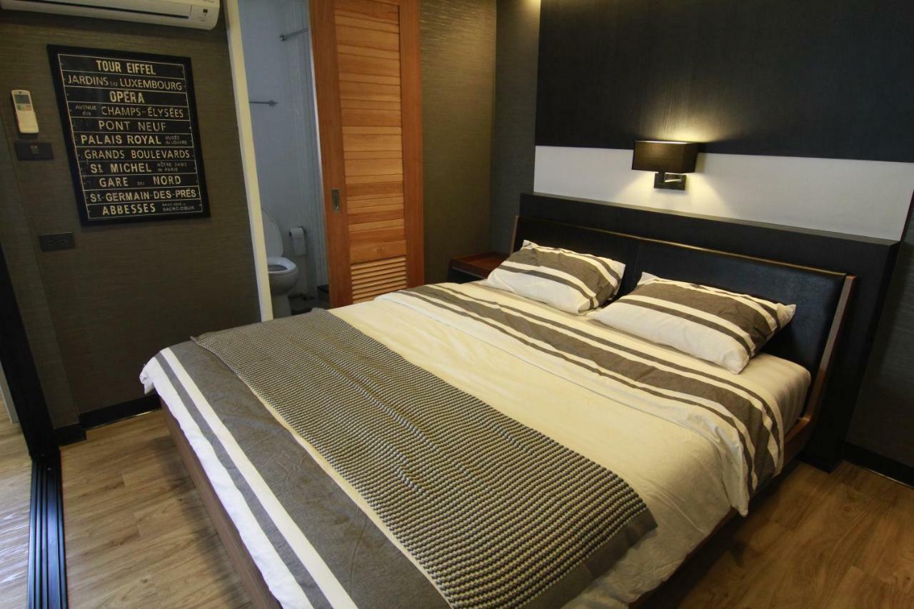 S Bloc Saladaeng Bed & Breakfast Bangkok Exterior foto
