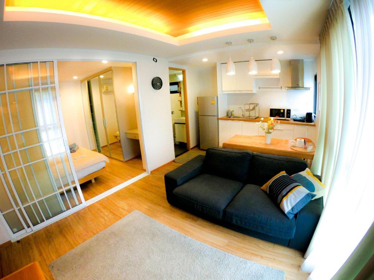 S Bloc Saladaeng Bed & Breakfast Bangkok Exterior foto